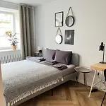 Tandem In Old Town - 24h Self Check-in Apartmán Vratislav