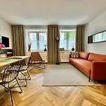 Tandem In Old Town - 24h Self Check-in Apartmán *
