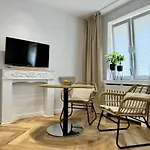 Tandem In Old Town - 24h Self Check-in Apartmán *